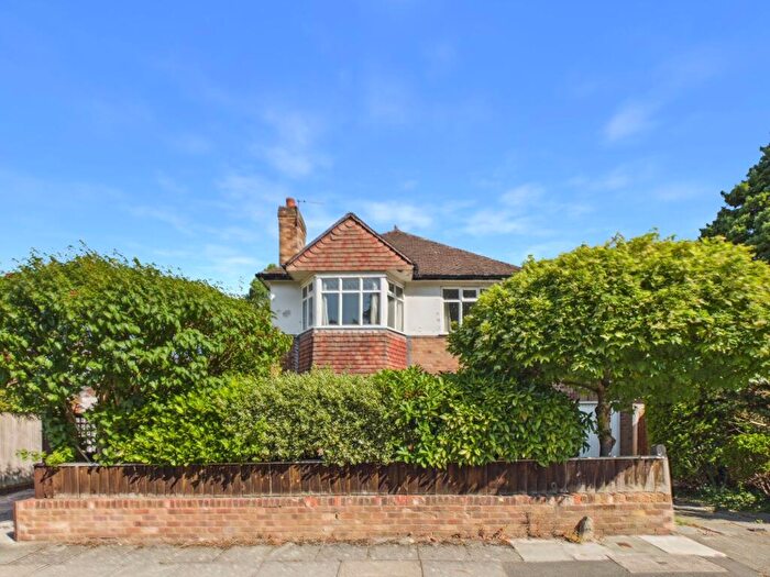 3 Bedroom Detached House For Sale In Countisbury Drive, Childwall, Liverpool., L16