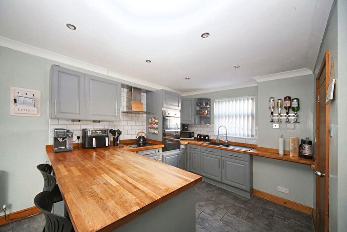 3 Bedroom Terraced House For Sale In Falkirk Grove, Wigan, WN5