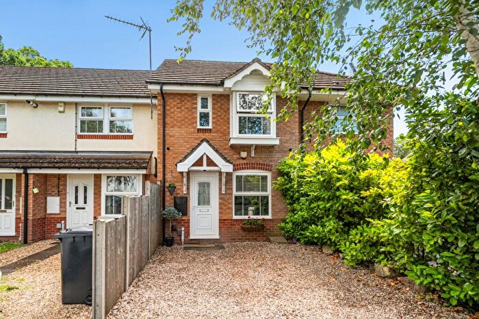 2 Bedroom Terraced House For Sale In Kingsland Drive, Dorridge, Solihull, West Midlands, B93