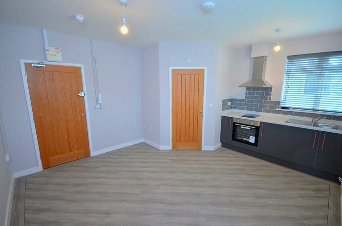 1 Bedroom Flat To Rent In Ladys Lane, Northampton, Northamptonshire, NN1