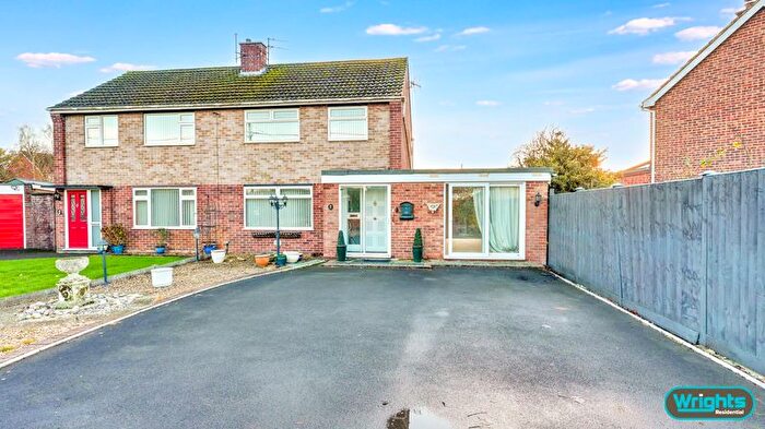 3 Bedroom Semi-Detached House For Sale In Marsh Road, Hilperton, BA14