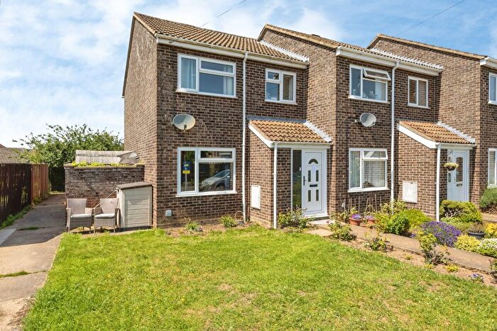 3 Bedroom End Of Terrace House For Sale In Rosecroft, Chapel Road, Attleborough, Norfolk, NR17