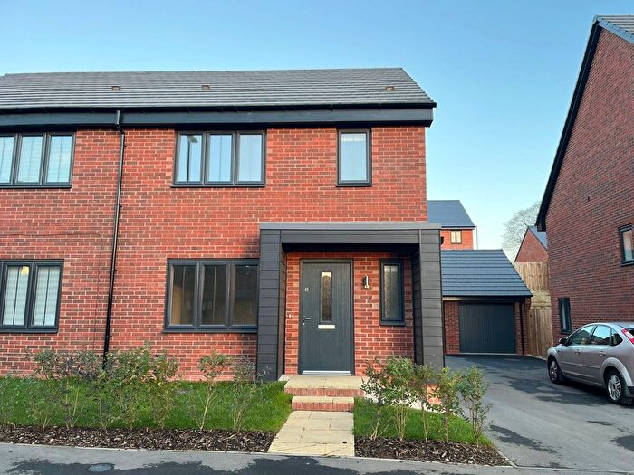 3 Bedroom Semi-Detached House To Rent In Robert Adam Road, Derby, Derbyshire, DE22