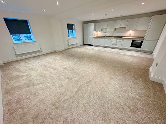 2 Bedroom Flat To Rent In St. Marys Gate, Derby, DE1