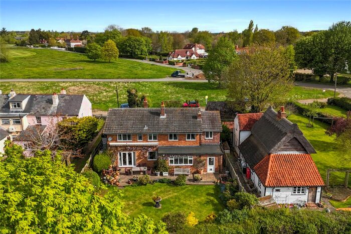 4 Bedroom Detached House For Sale In Matching Green, Essex, CM17