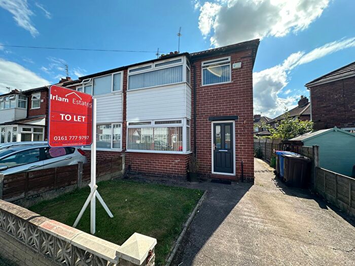 3 Bedroom Semi-Detached House To Rent In Harewood Road, Irlam, Manchester, M44