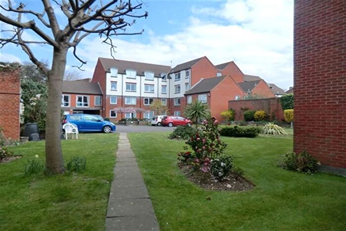1 Bedroom Flat To Rent In Homerose House, Southsea, PO5