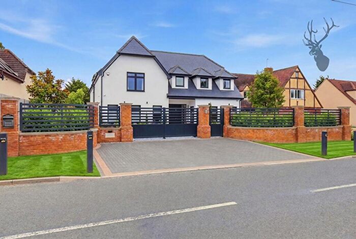 6 Bedroom Detached House For Sale In Church Road, Ramsden Bellhouse, CM11