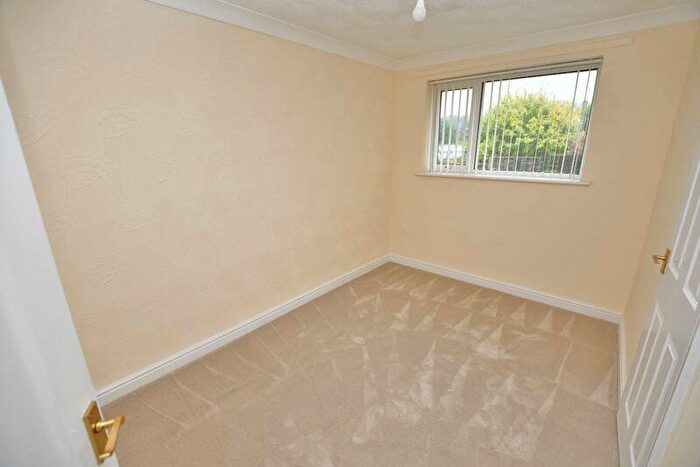 2 Bedroom Bungalow For Sale In Trapfield Close, Maidstone, ME14