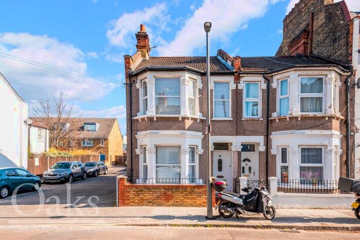 3 Bedroom Terraced House To Rent In Blegborough Road, London, SW16