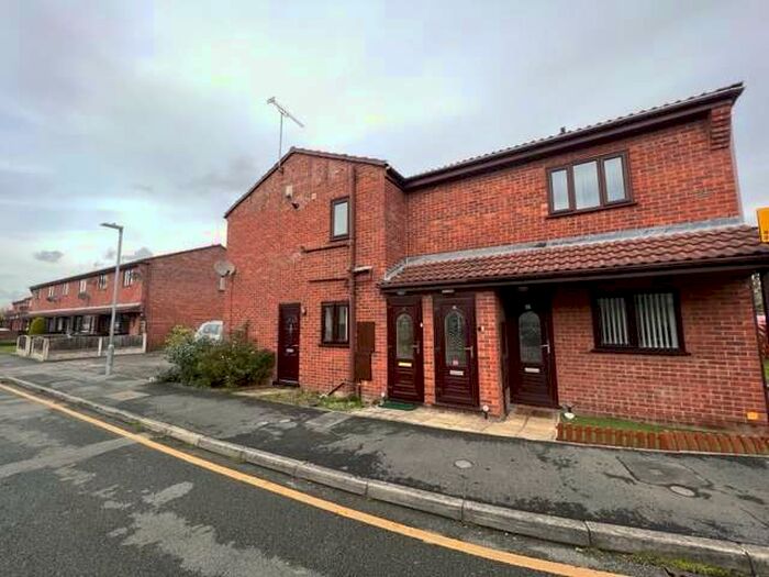 2 Bedroom Flat To Rent In Foxes Close, Mancot, Deeside, CH5