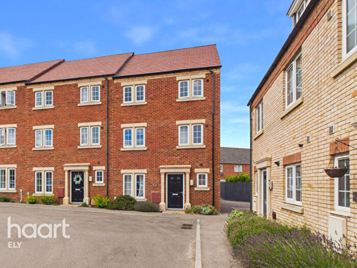 4 Bedroom Town House For Sale In Highfield Drive, Littleport, CB6