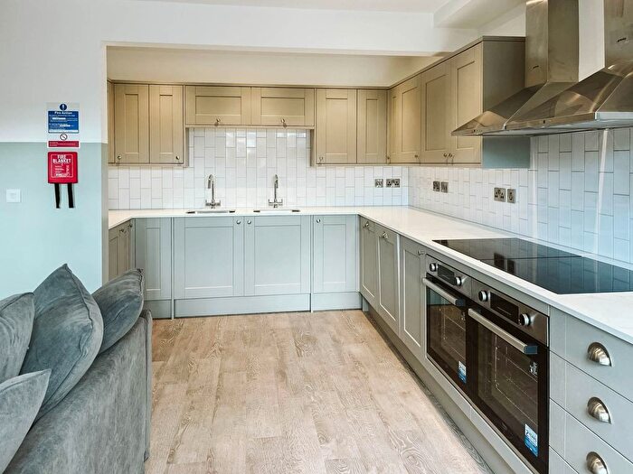6 Bedroom Terraced House To Rent In Ninth Avenue, Horfield, BS7