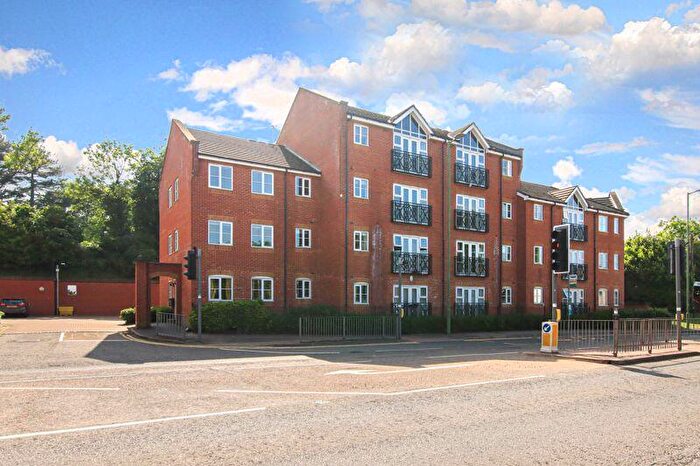 1 Bedroom Apartment For Sale In London Road, Hemel Hempstead, HP3