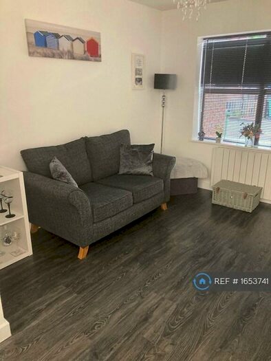 1 Bedroom Flat To Rent In Palmerston Road, Sutton, SM1