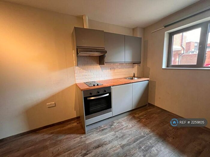 1 Bedroom Flat To Rent In Abbey Height, Waltham Abby, EN9