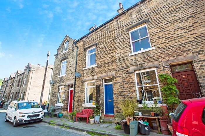 2 Bedroom Terraced House For Sale In Unity Street, Hebden Bridge, West Yorkshire, HX7