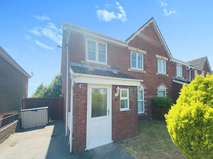3 Bedroom Semi-Detached House To Rent In Blaen Ifor, Caerphilly, CF83