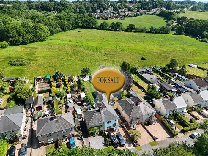 4 Bedroom Semi-Detached House For Sale In Pardys Hill, Corfe Mullen, BH21