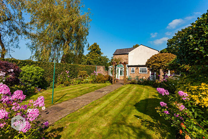 3 Bedroom Detached House For Sale In Hardy Mill Road, Harwood, Bolton, BL2