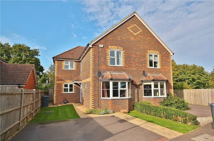 3 Bedroom Semi-Detached House To Rent In St Thomas Close, Chilworth, Guildford, Surrey, GU4
