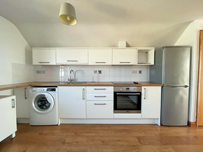 1 Bedroom Flat To Rent In Osborne Road, Southville, BS3
