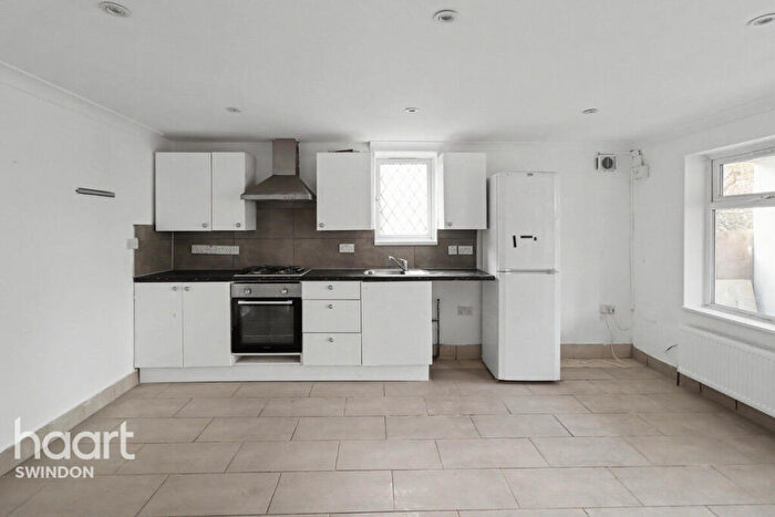 1 Bedroom Apartment To Rent In Highworth Road, Swindon, SN3