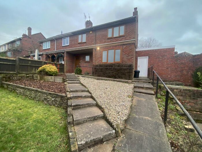 3 Bedroom House To Rent In Corndon Close, Kidderminster, DY11
