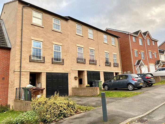3 Bedroom House To Rent In Raynville Way, Armley, LS12