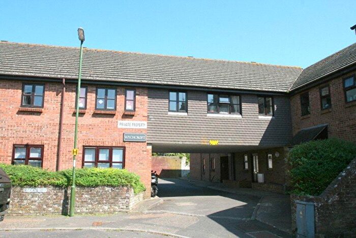 1 Bedroom Apartment To Rent In Linden Road, Littlehampton, West Sussex, BN17