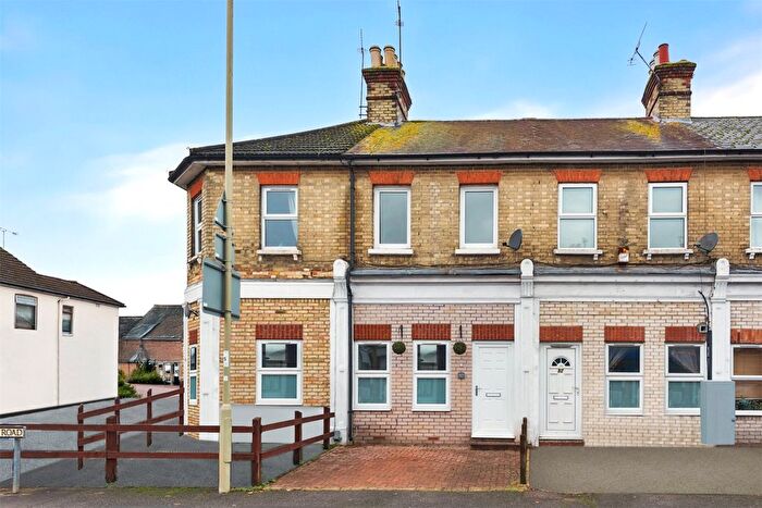 2 Bedroom Terraced House For Sale In Peabody Road, Farnborough, Hampshire, GU14
