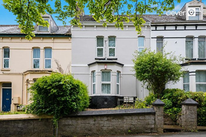 1 Bedroom Flat For Sale In Alexandra Road, Mutley, Plymouth, PL4