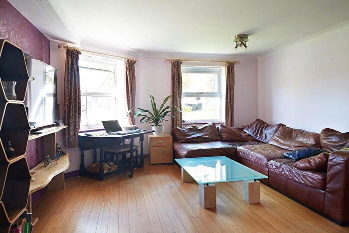 1 Bedroom Flat For Sale In Chatsworth Square, Hove, East Sussex, BN3