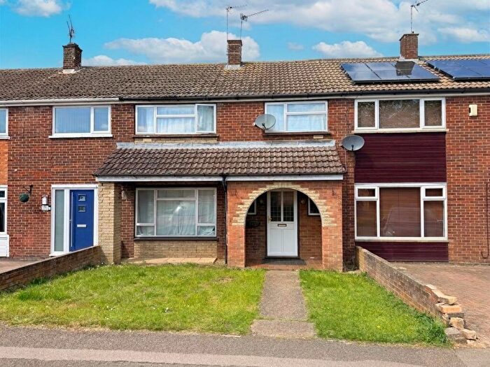 3 Bedroom Terraced House For Sale In Whaddon Way, Bletchley, MK3