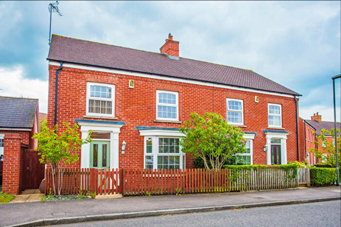 3 Bedroom Semi-Detached House To Rent In Lincoln, Buckingham, MK18