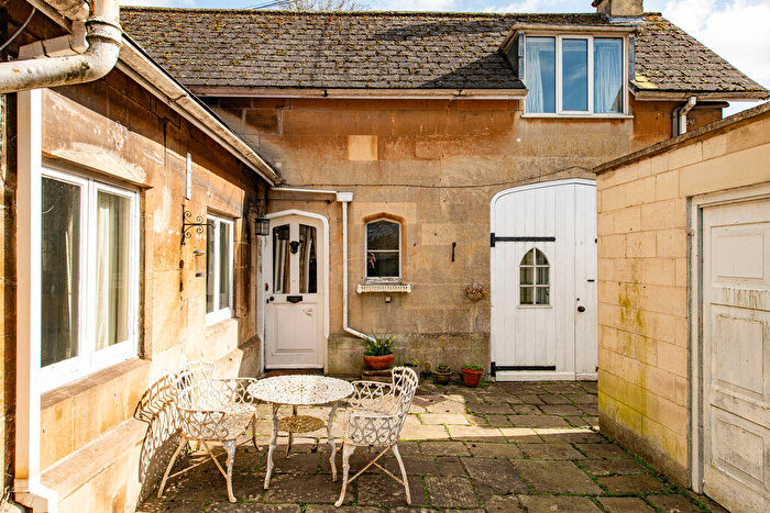 2 Bedroom Coach House For Sale In Weston Road, Bath, BA1