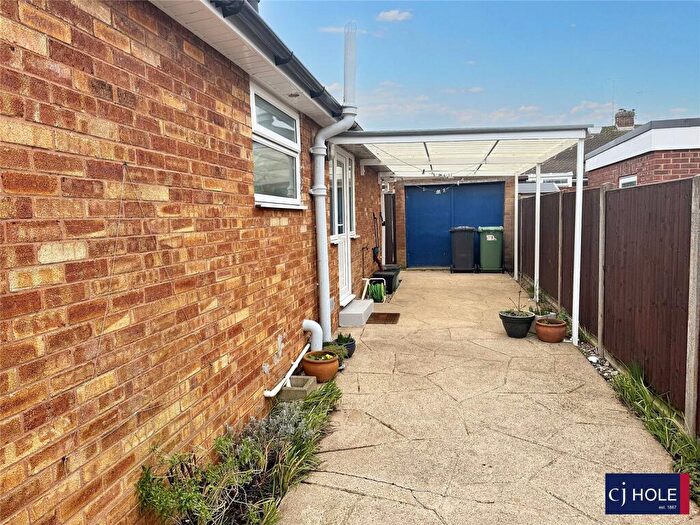 2 Bedroom Bungalow For Sale In Horsbere Road, Hucclecote, Gloucester, GL3