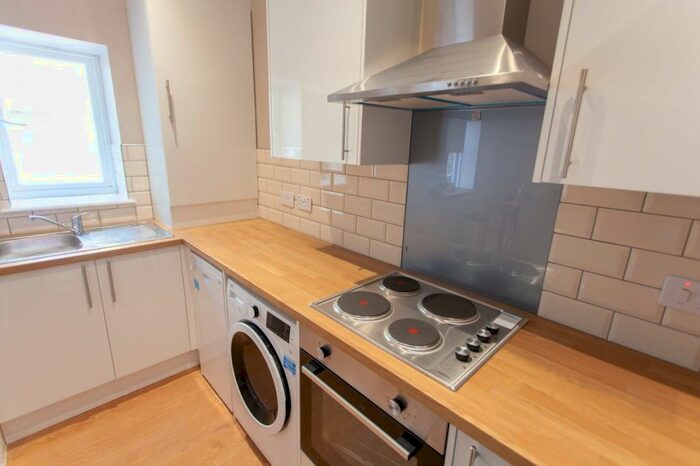 4 Bedroom Flat To Rent In Hardman Street, L1