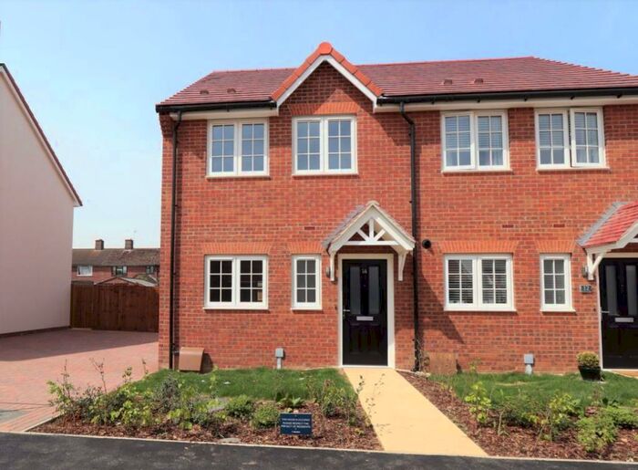 2 Bedroom House To Rent In Chappell Way, Stewkley, LU7