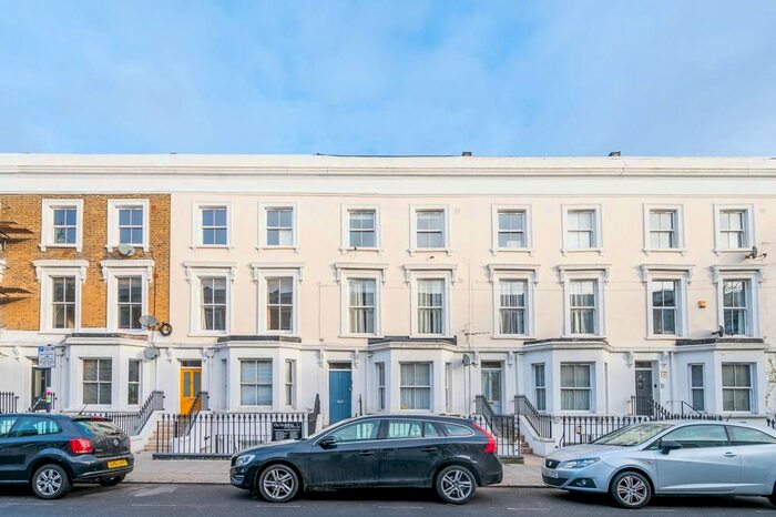 2 Bedroom Flat To Rent In Fernlea Road, Balham, London, SW12