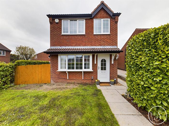 3 Bedroom Detached House To Rent In Cranewells Drive, Leeds, LS15