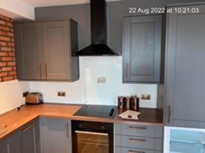2 Bedroom Flat To Rent In Glenfrome Road, Bristol, BS2