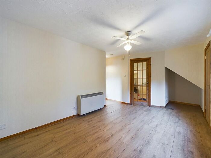 1 Bedroom Flat For Sale In Murray Terrace, Smithton, Inverness, IV2