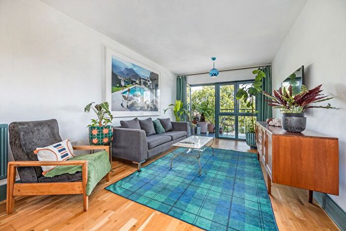 2 Bedroom Flat For Sale In Cooper's Road, London, SE1