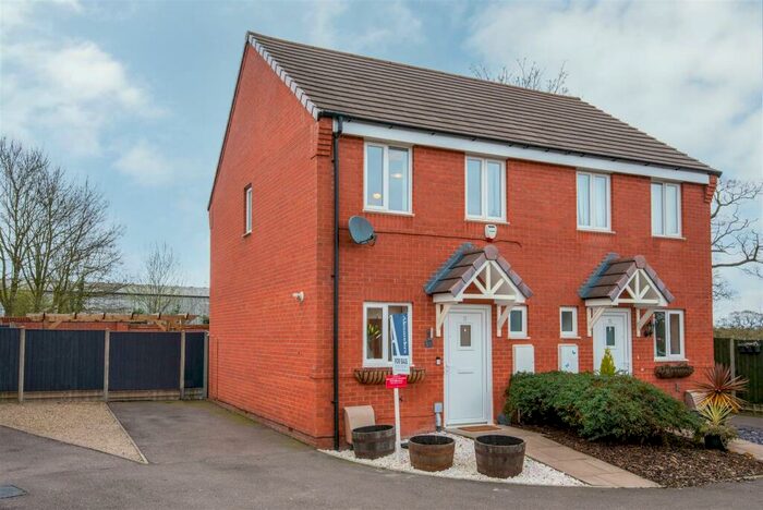 2 Bedroom Semi-Detached House To Rent In Convent Drive, Stoke Golding, Nuneaton, CV13