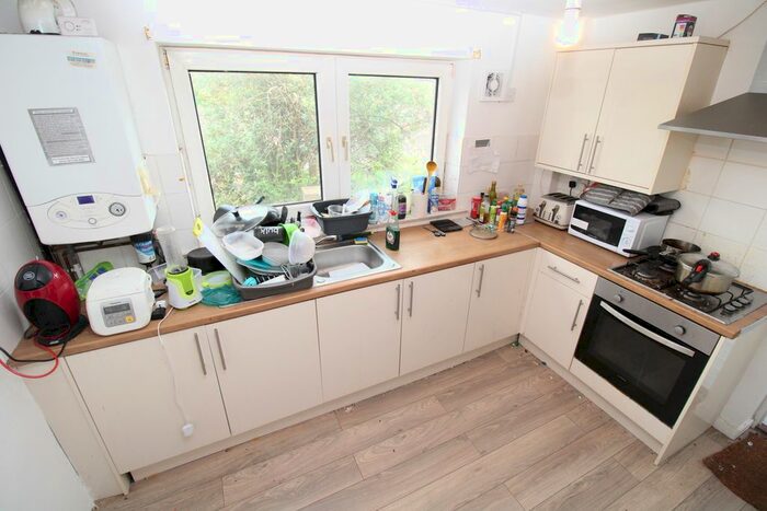 4 Bedroom End Of Terrace House To Rent In Wood Road, Treforest, Pontypridd, CF37