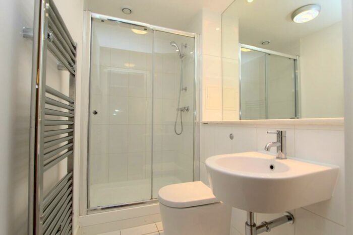 2 Bedroom Flat To Rent In Mercury House, Jude Street, Canning Town, E16