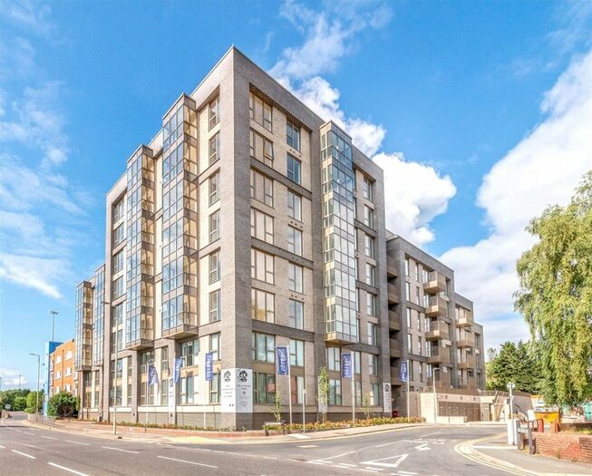 1 Bedroom Flat To Rent In West Street, Watford, WD17