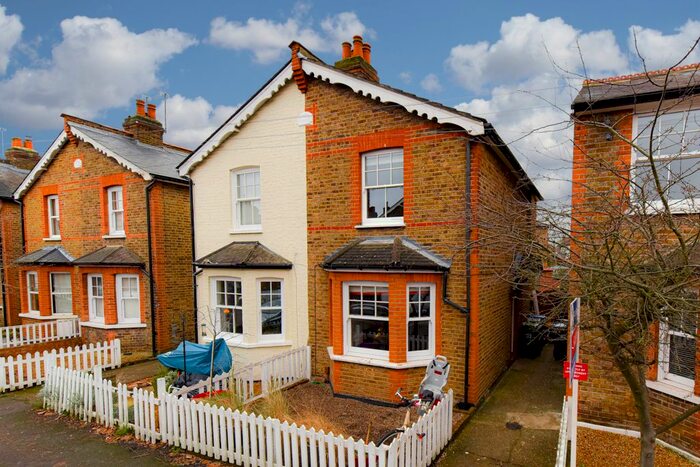 2 Bedroom Semi-Detached House To Rent In Beaconsfield Road, Surbiton, KT5