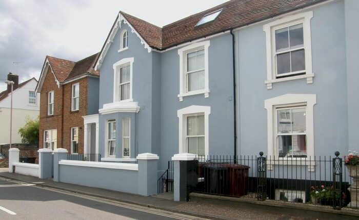1 Bedroom Flat To Rent In Oving Road, Chichester, PO19